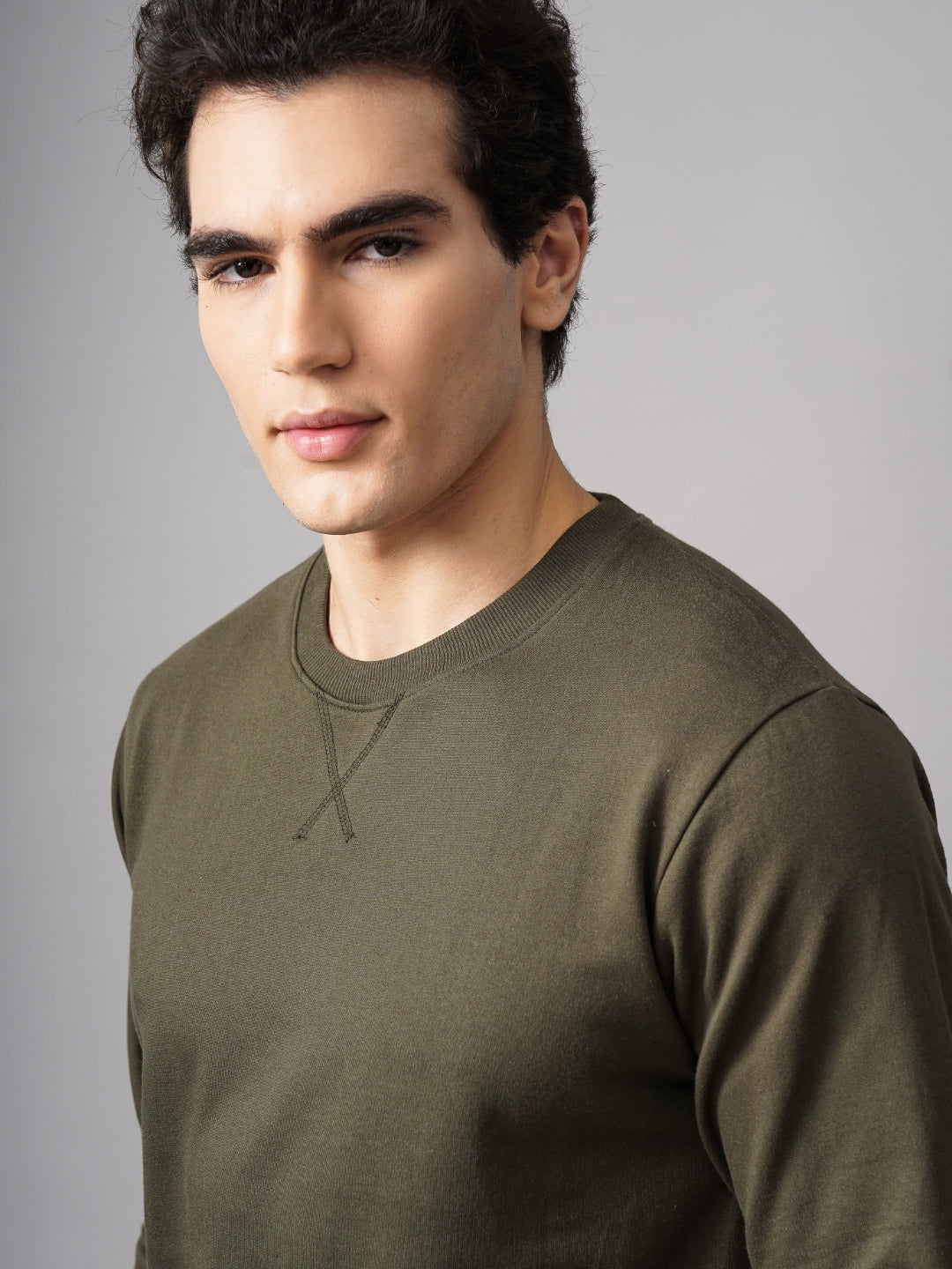 Men Solid Olive Sweatshirt