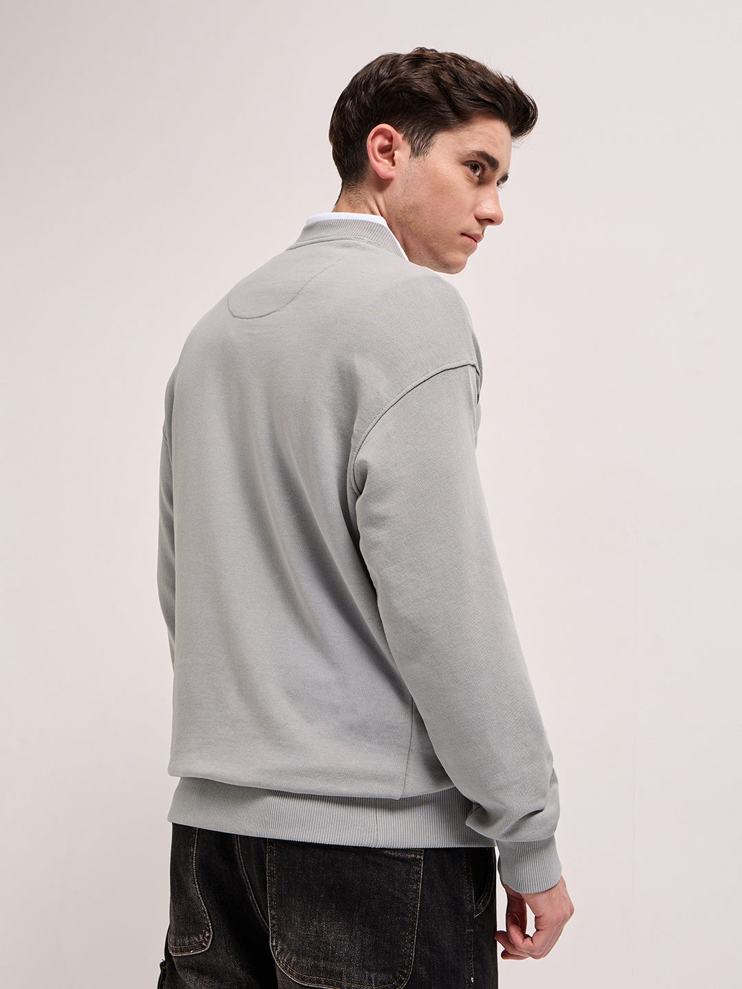 Men Grey Graphic Printed Relax Fit Crew Neck Sweatshirt