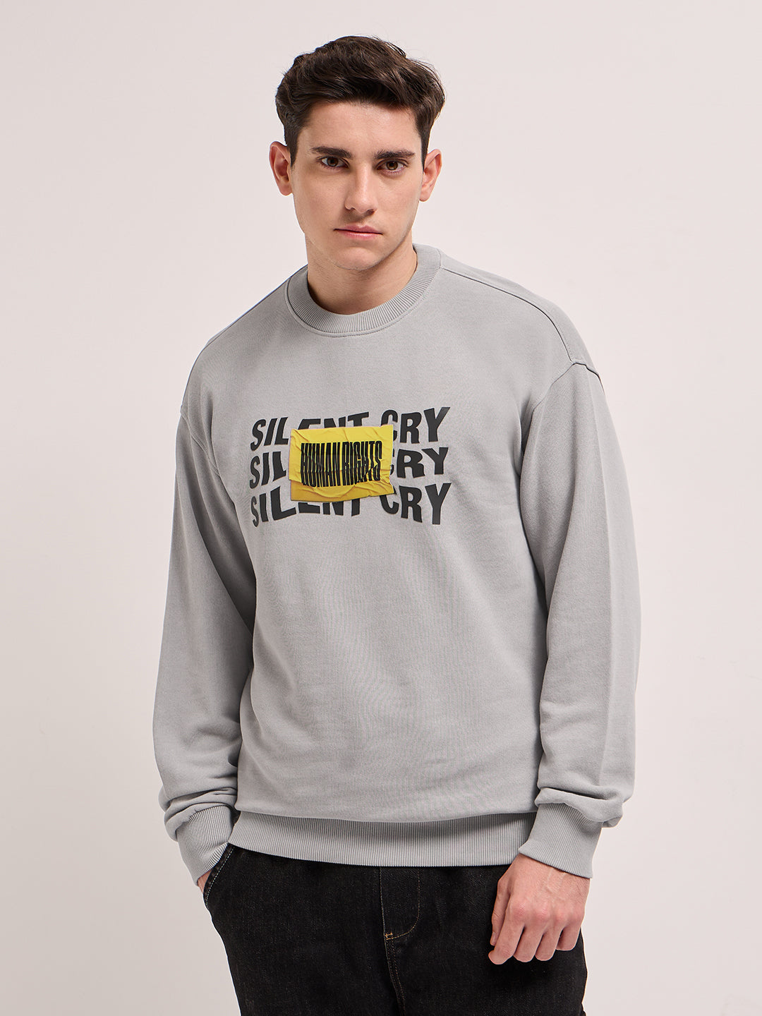 Men Grey Graphic Printed Relax Fit Crew Neck Sweatshirt