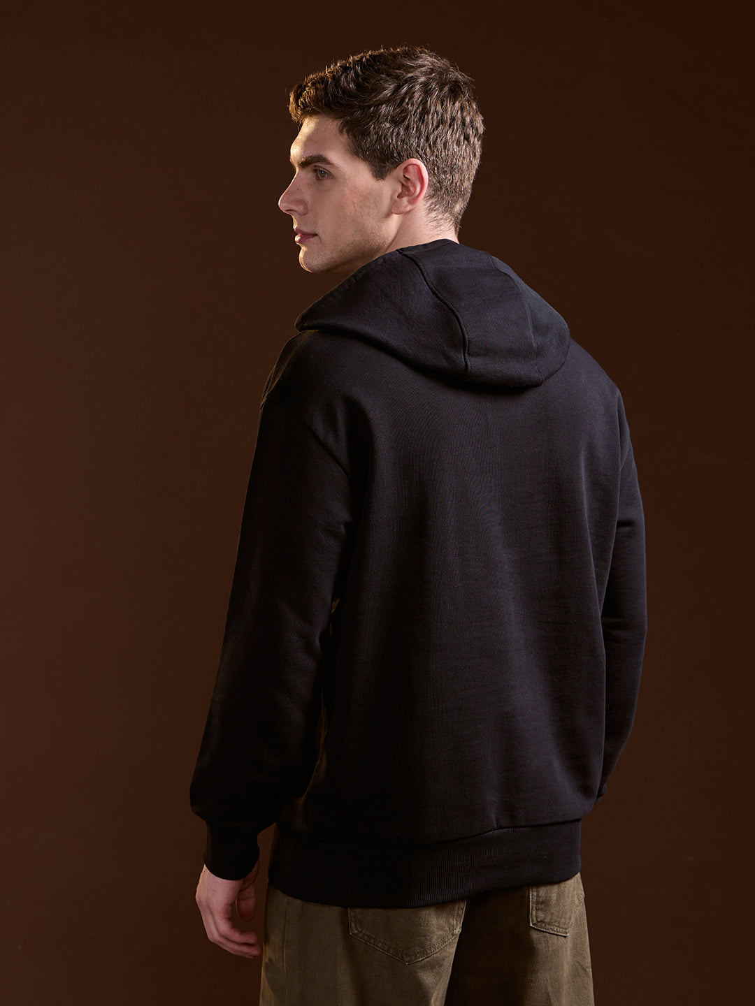 Men Black Solid Relax Fit Hoodie