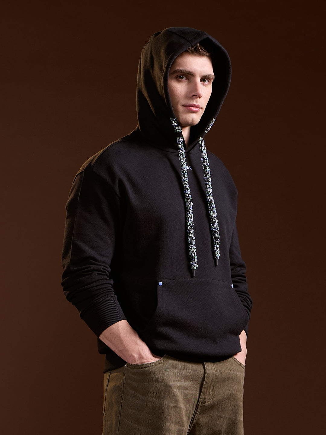 Men Black Solid Relax Fit Hoodie