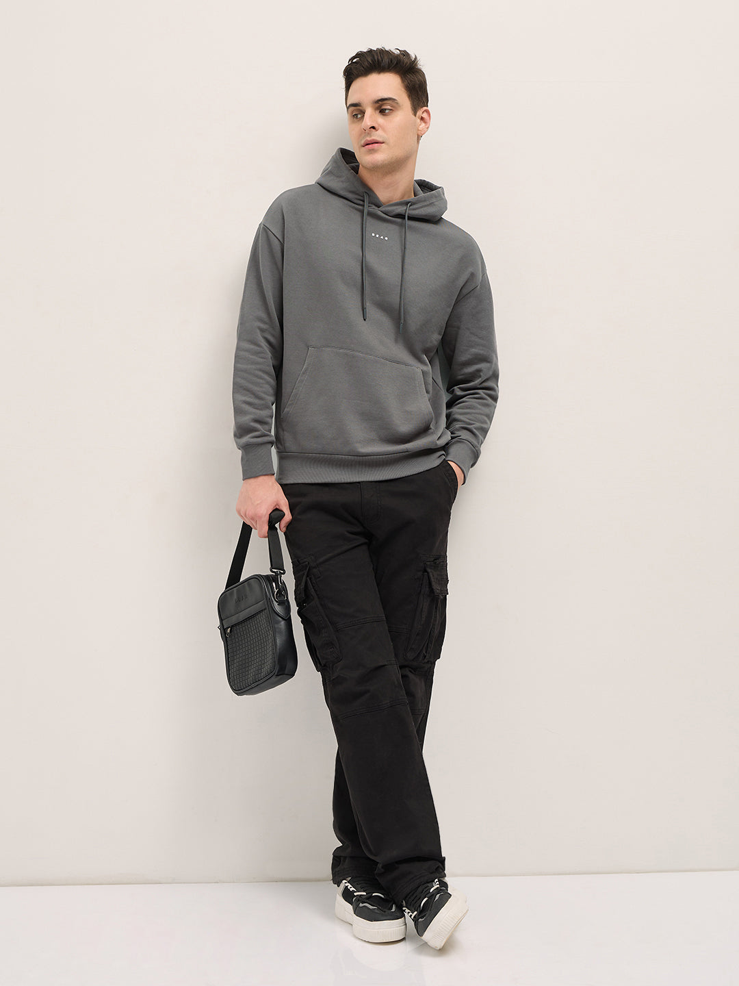 Men Grey Solid Relax Fit Hoodie