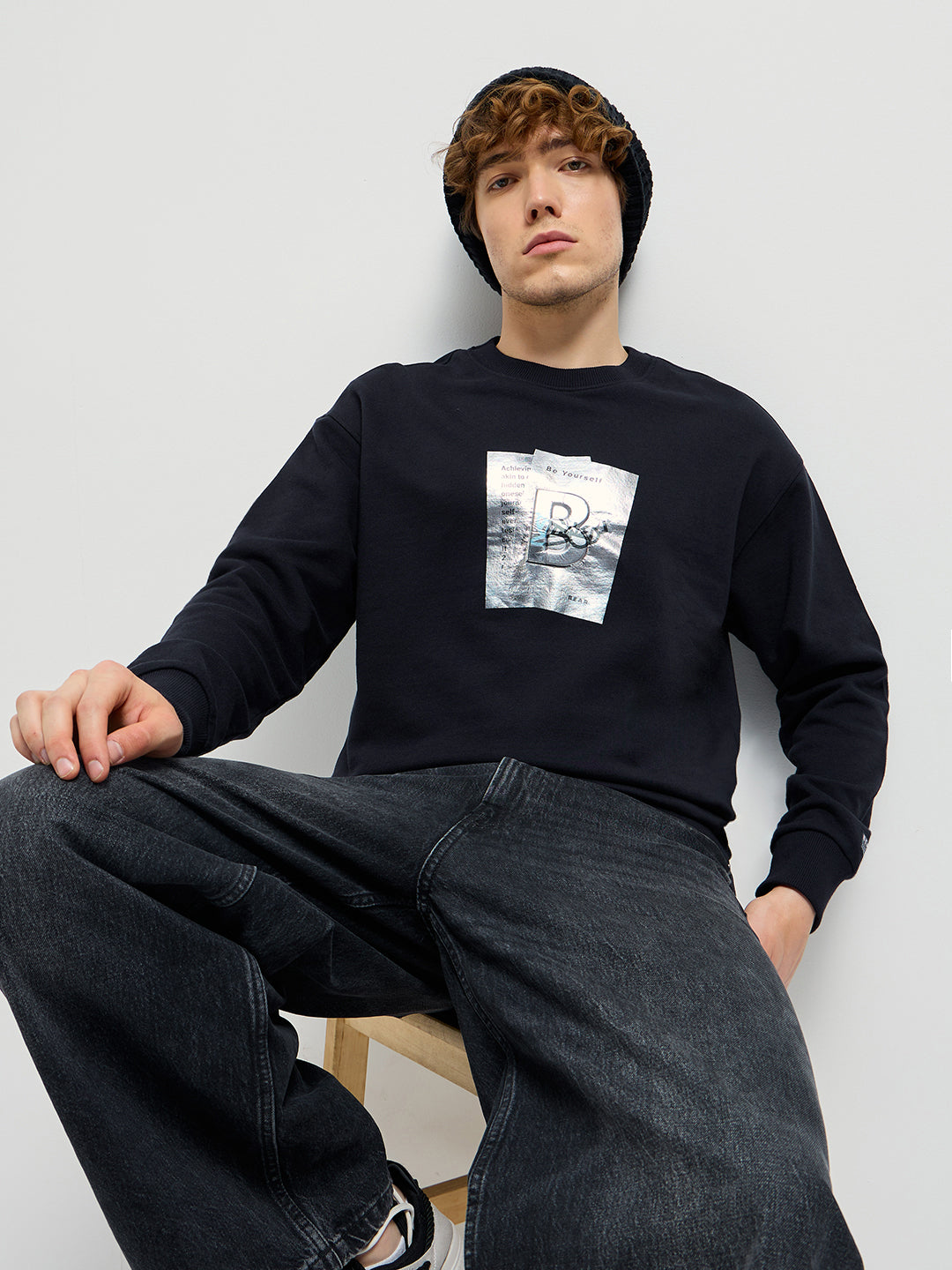 Men Black Graphic Printed Relax Fit Crew Neck Sweatshirt