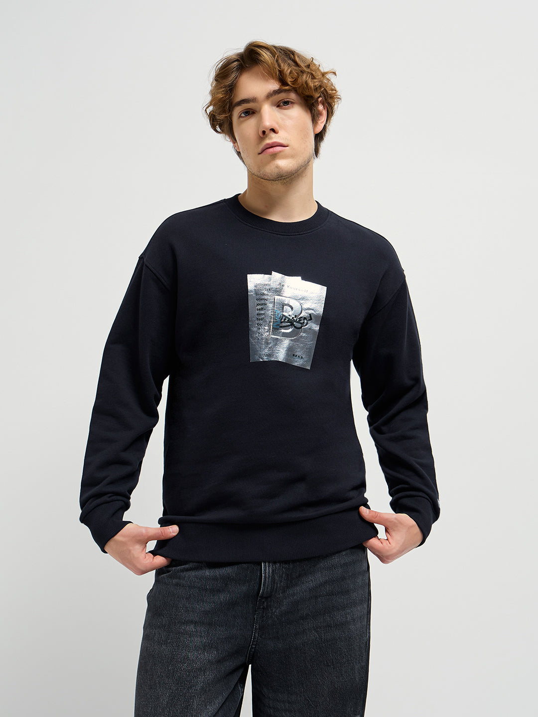 Men Black Graphic Printed Relax Fit Crew Neck Sweatshirt