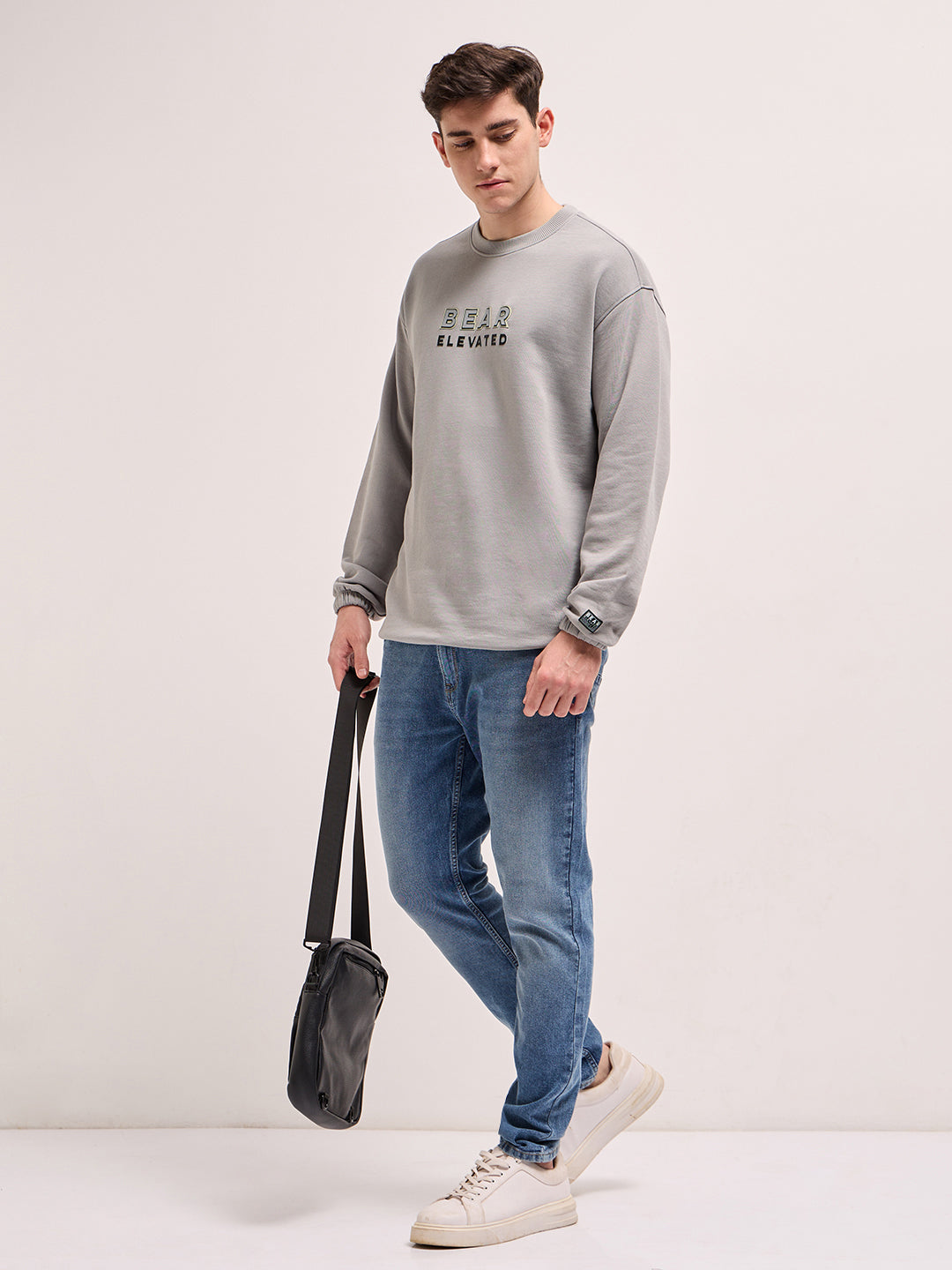 Men Grey Graphic Printed Relax Fit Crew Neck Sweatshirt