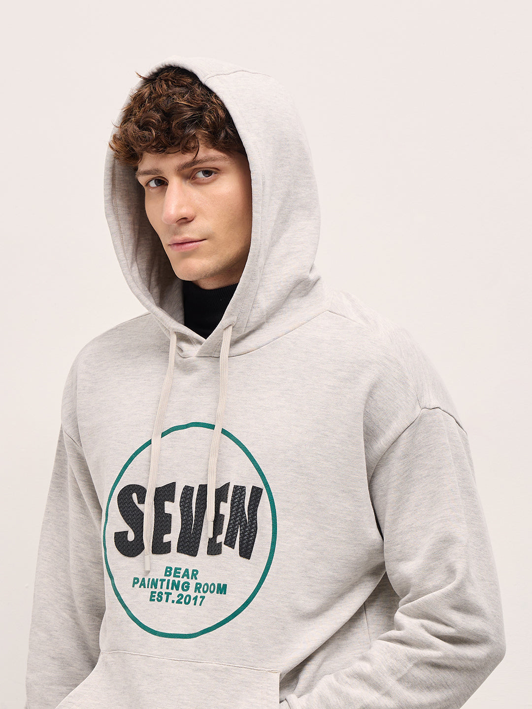 Men Grey Relaxed Fit Hoodie