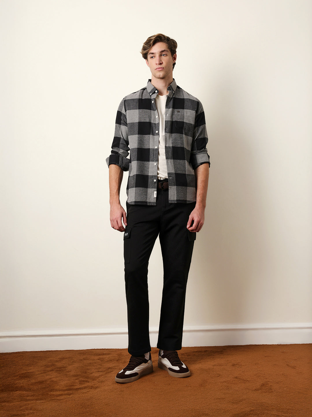 Men Checked Casual Full-Sleeve Shirt
