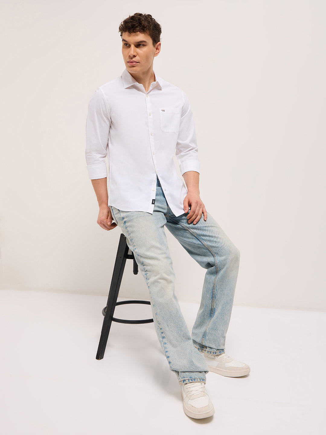 Men White Cotton Solid Slim Fit Casual Shirt