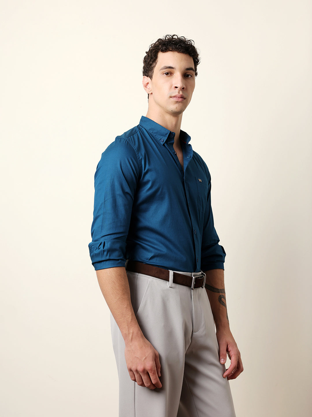 Men Solid Casual Full-Sleeve Shirt