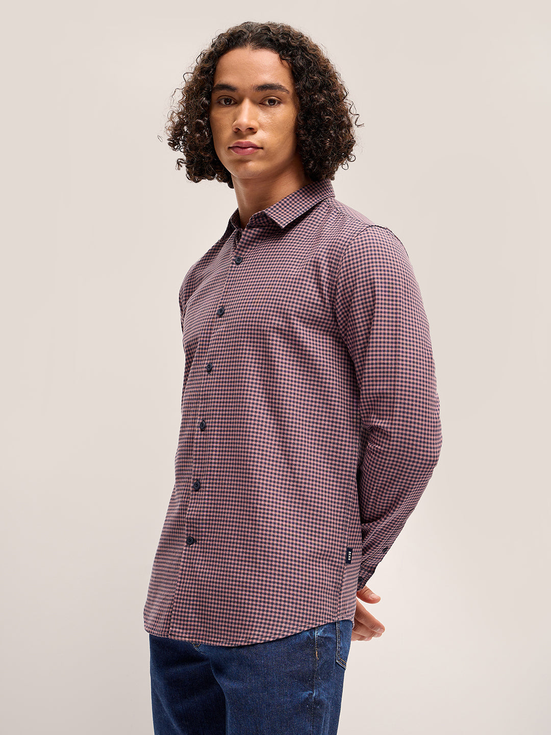 Men Pink Checked Slim Fit Casual Shirt