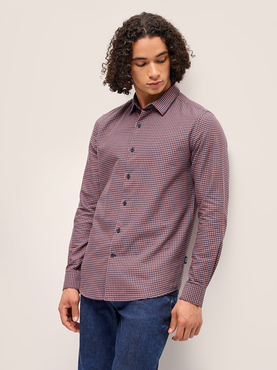 Men Pink Checked Slim Fit Casual Shirt