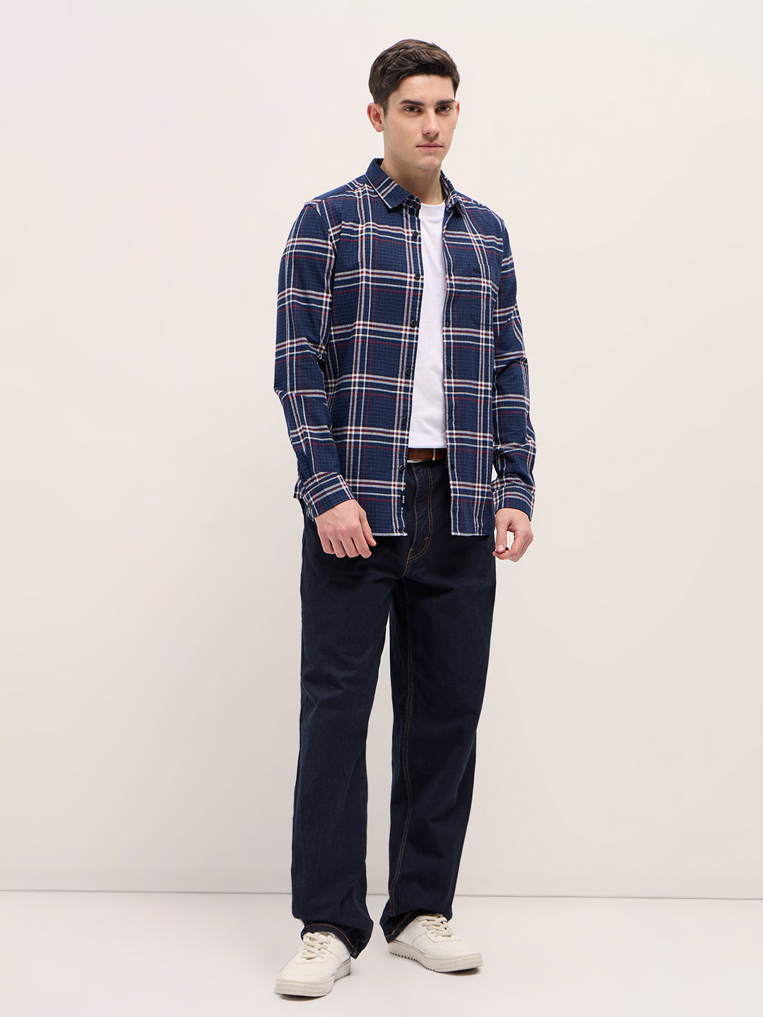 Men Navy Blue Checked Slim Fit Casual Shirt