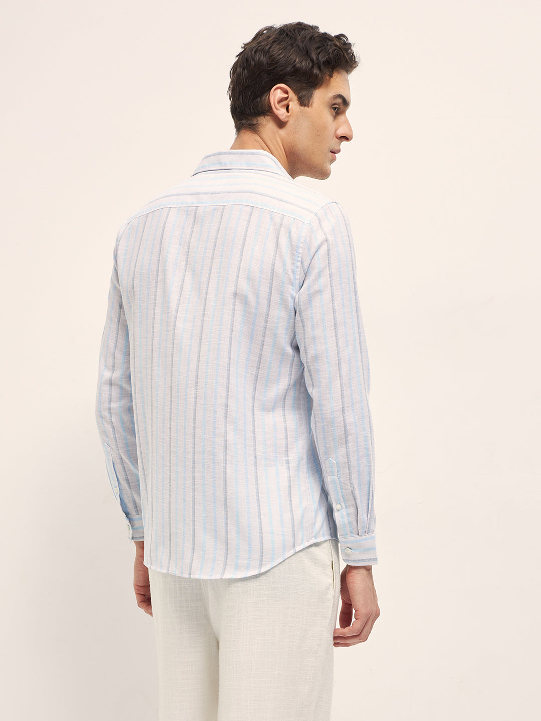 Men Blue Vertical Stripes Slim Fit Casual Shirt