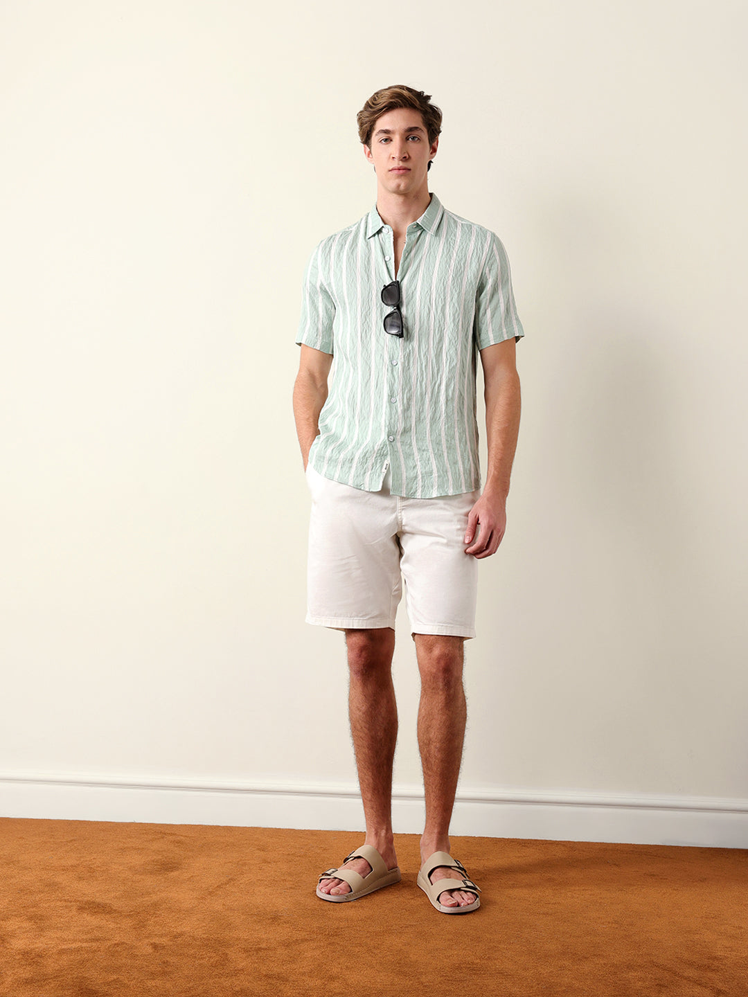 Men Shorts Sleeve Shirt