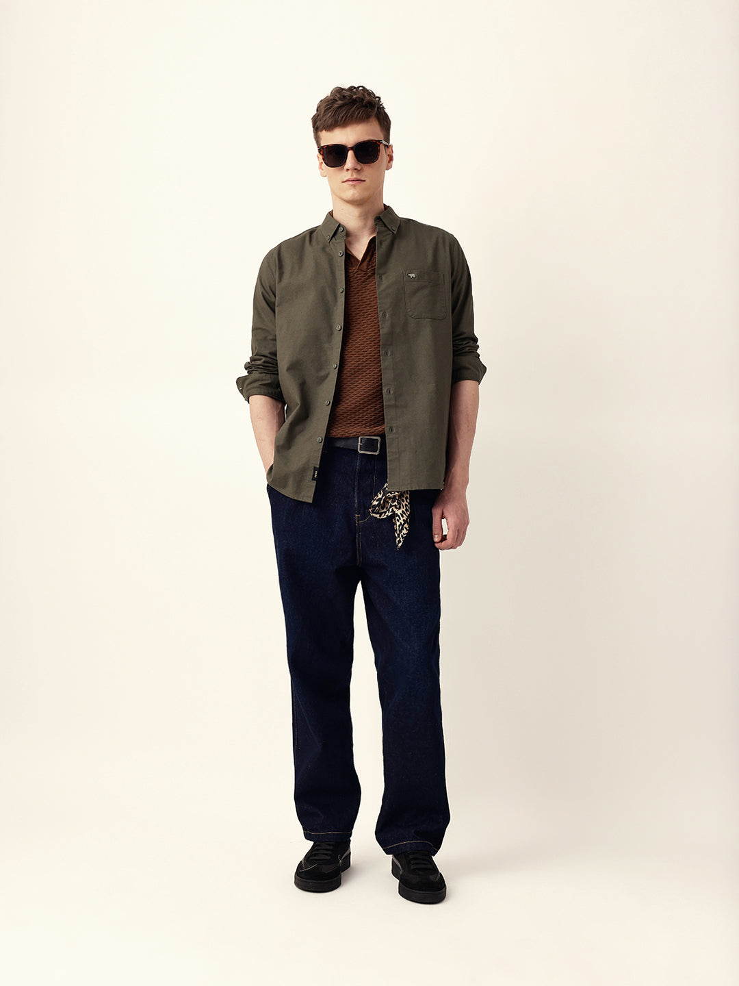Men Modern Fit Casual Shirt
