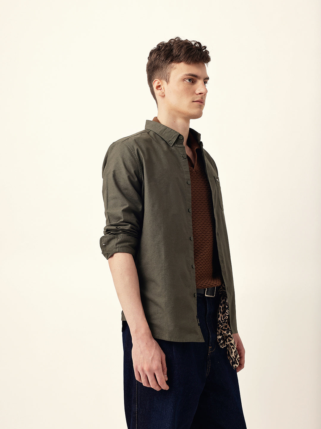 Men Modern Fit Casual Shirt