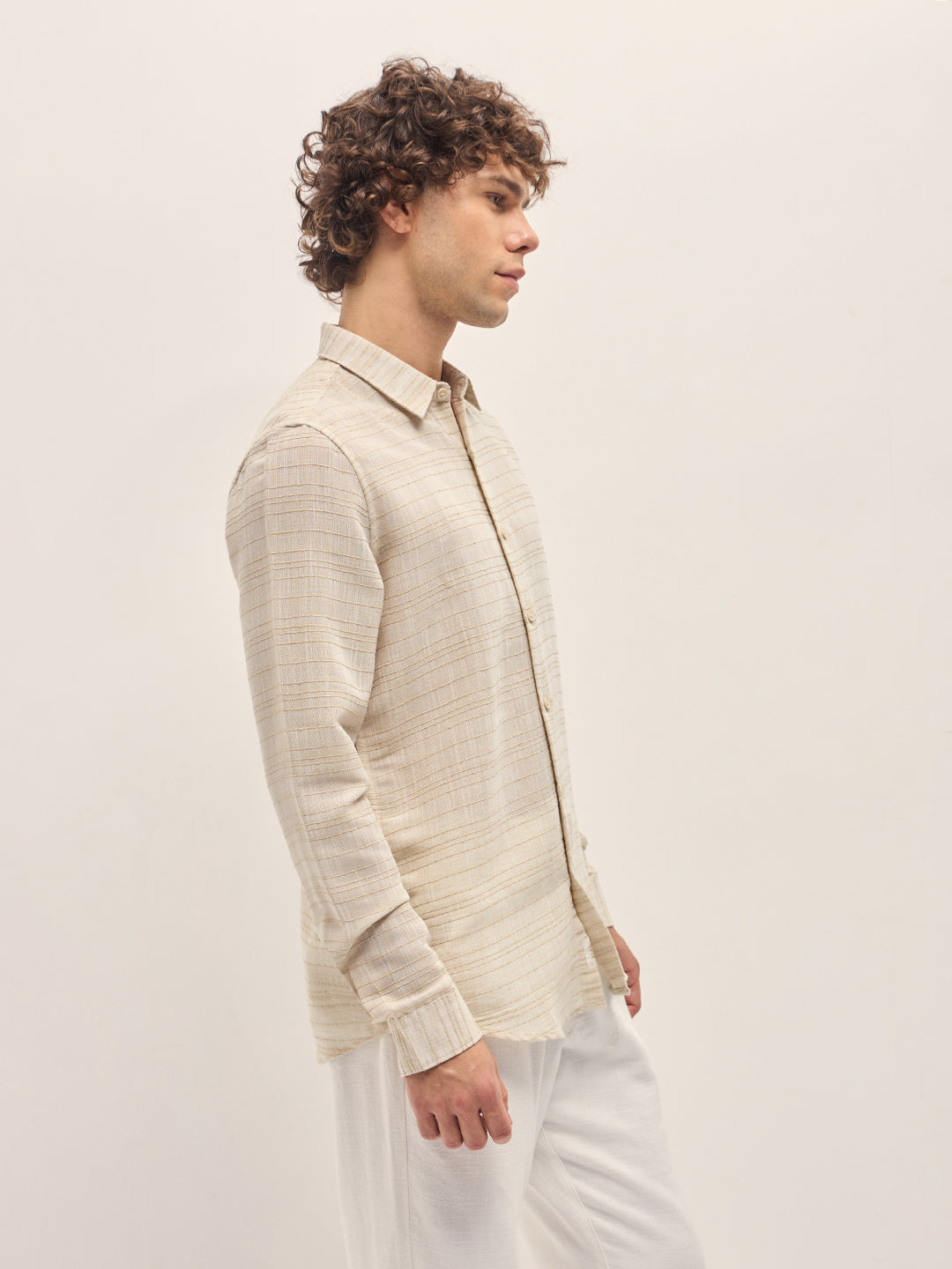 Men Beige Horizontal textured grid Slim Fit Casual Shirt