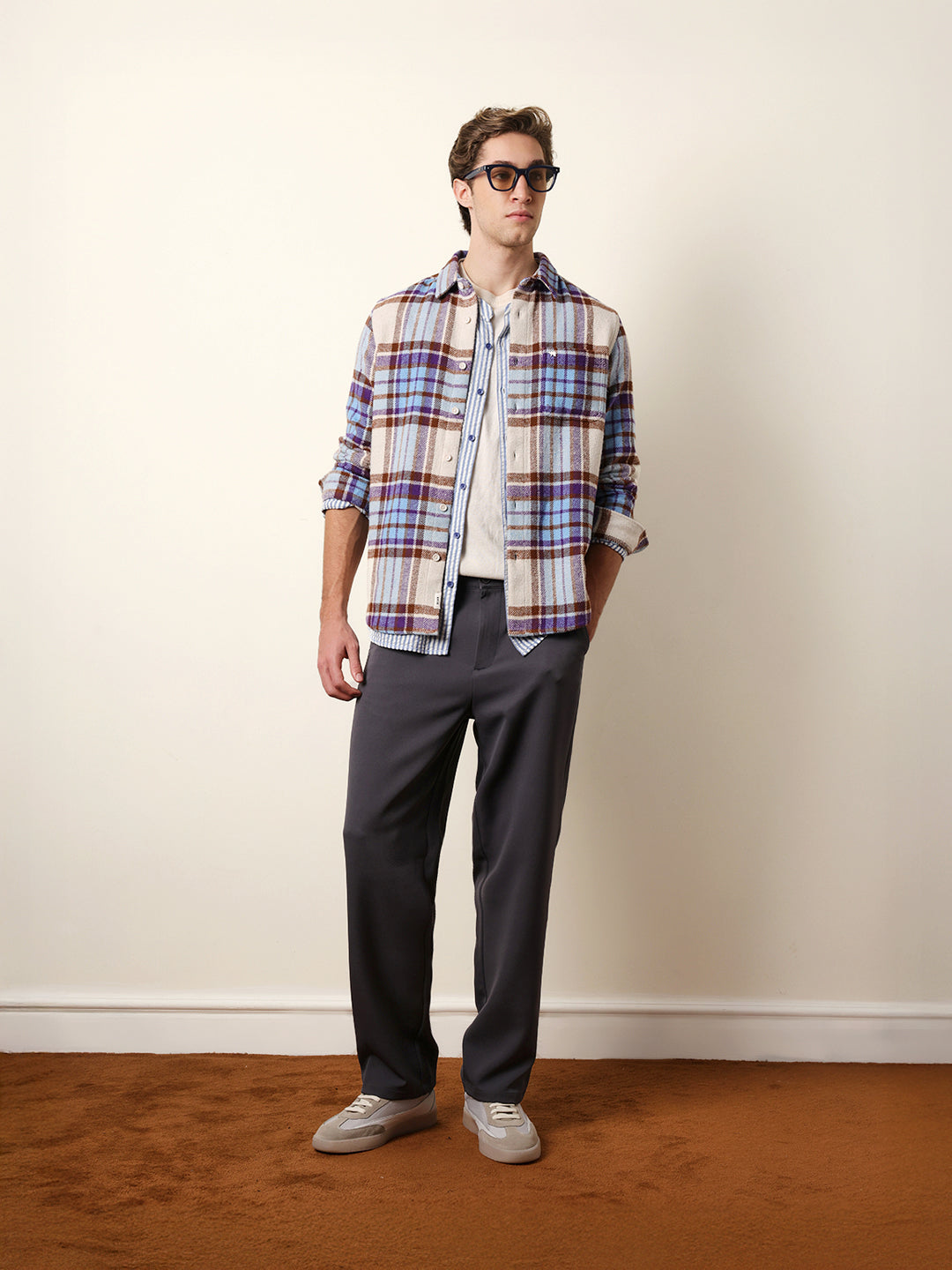 Men Checked Casual Full-Sleeve Shirt