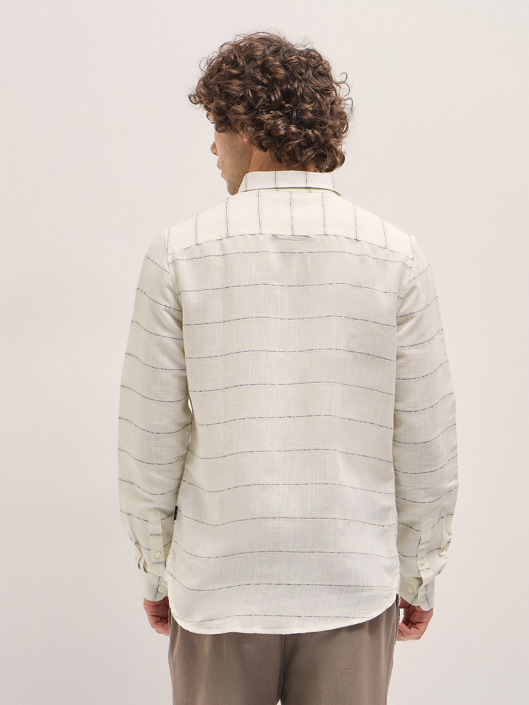 Men White Horizontal Stripes Slim Fit Casual Shirt