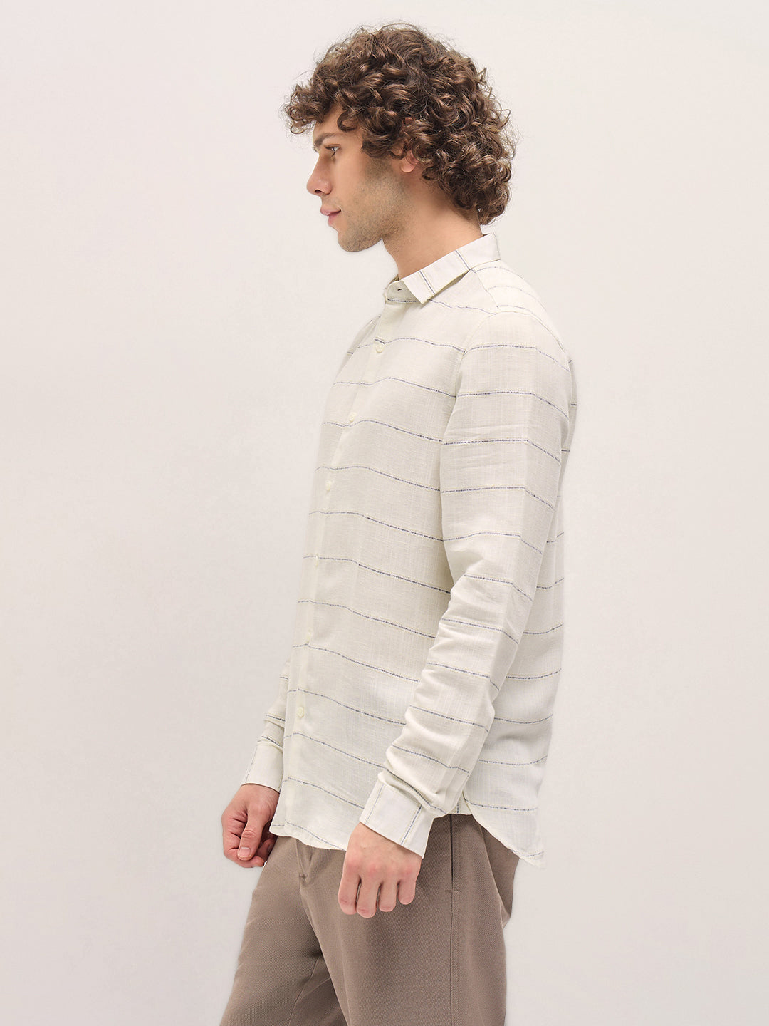 Men White Horizontal Stripes Slim Fit Casual Shirt