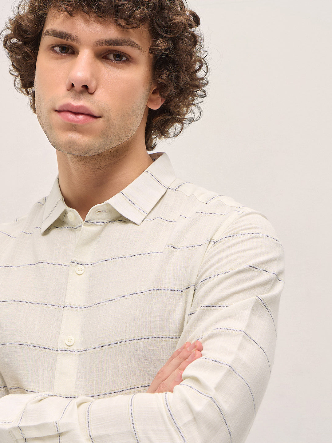 Men White Horizontal Stripes Slim Fit Casual Shirt