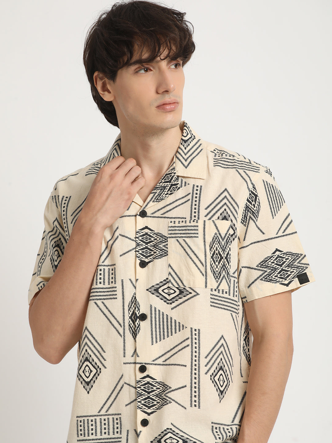 Men Cream Printed Regular Fit Cotton Casual Shirt
