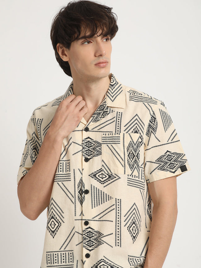 Men Cream Printed Regular Fit Cotton Casual Shirt