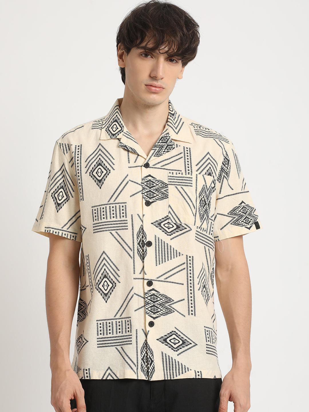 Men Cream Printed Regular Fit Cotton Casual Shirt