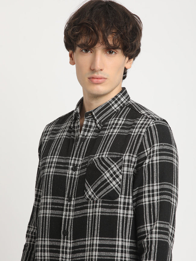 Men  Black Checked Slim Fit Cotton Casual Shirt