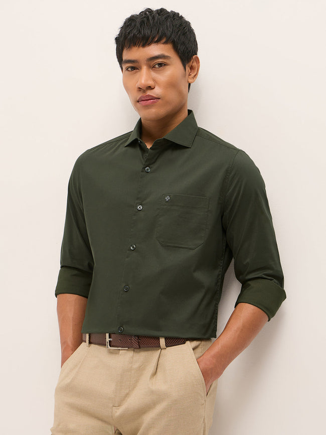Men Green Solid Polyester Blend Tailored Fit Formal Shirt