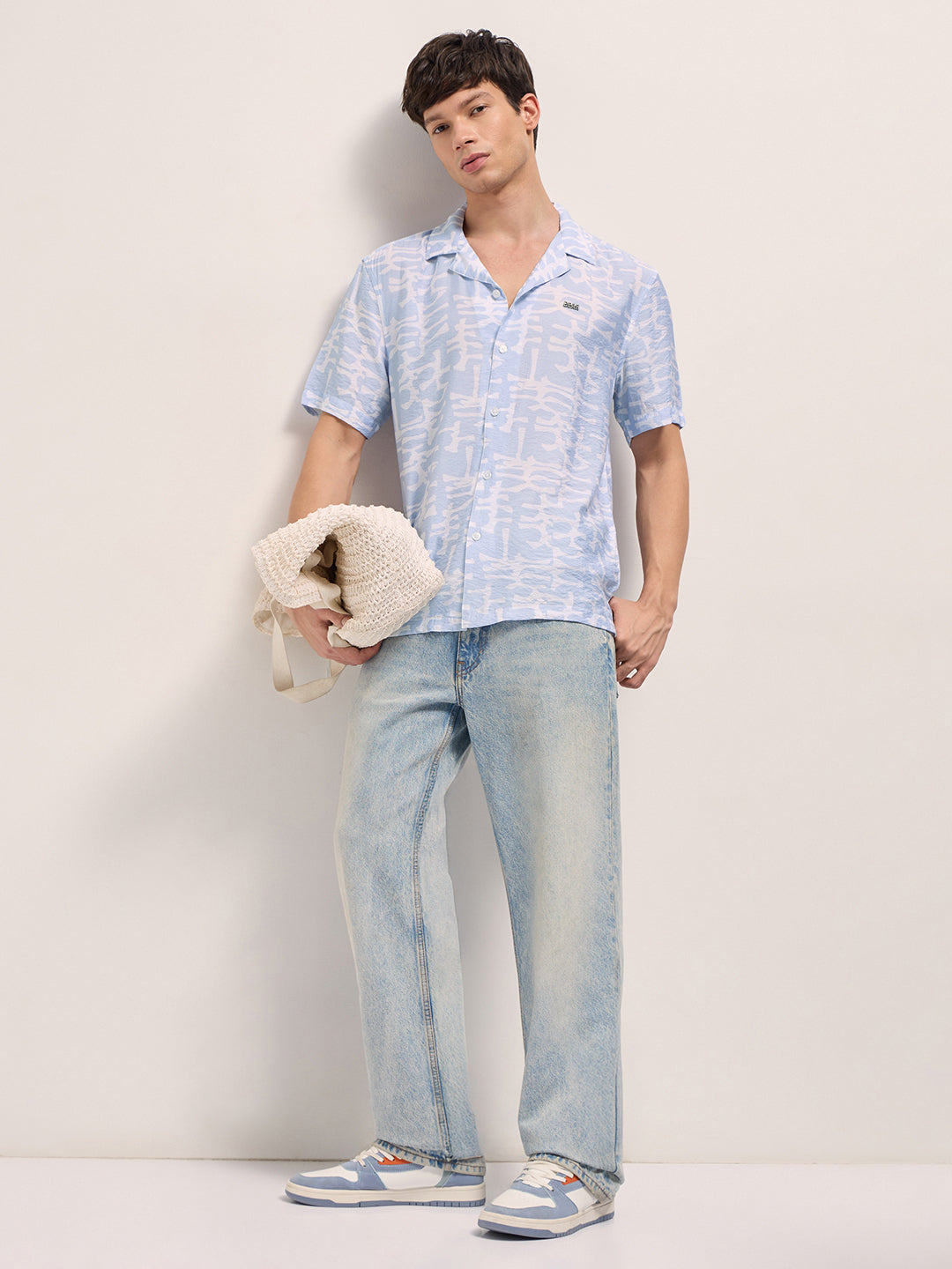 Men Light Blue Abstract Brush Stroke Print Relaxed Fit Cuban Collar Shirt