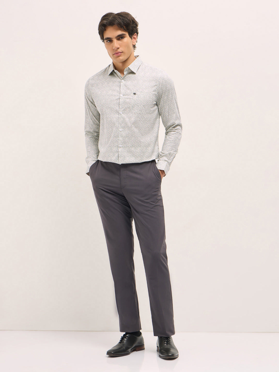 Men Light Grey Geometric Printed Tailored Fit Formal Shirt