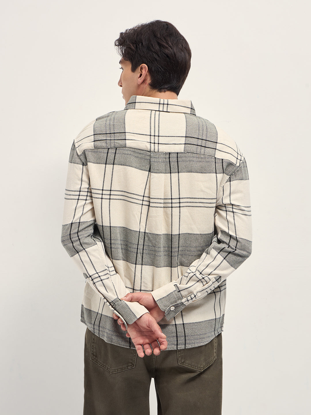 Men Cream Checked Woven Relaxed Fit Casual Shirt