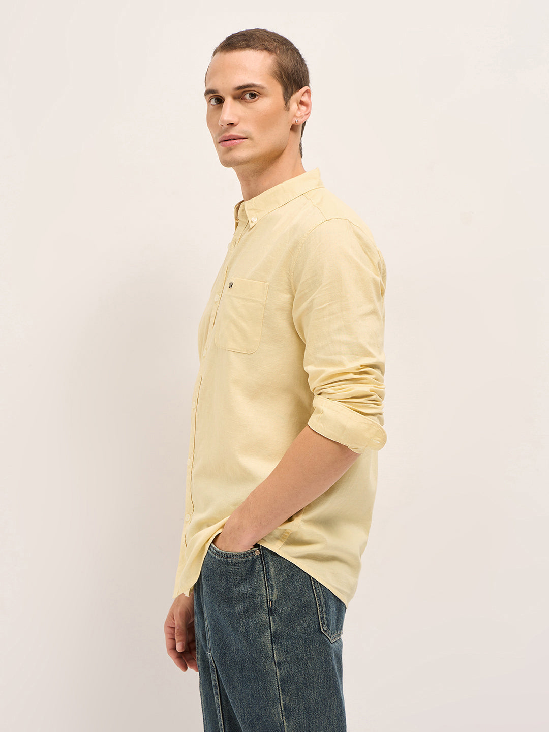 Men Yellow Cotton Linen Solid Slim Fit Casual Shirt