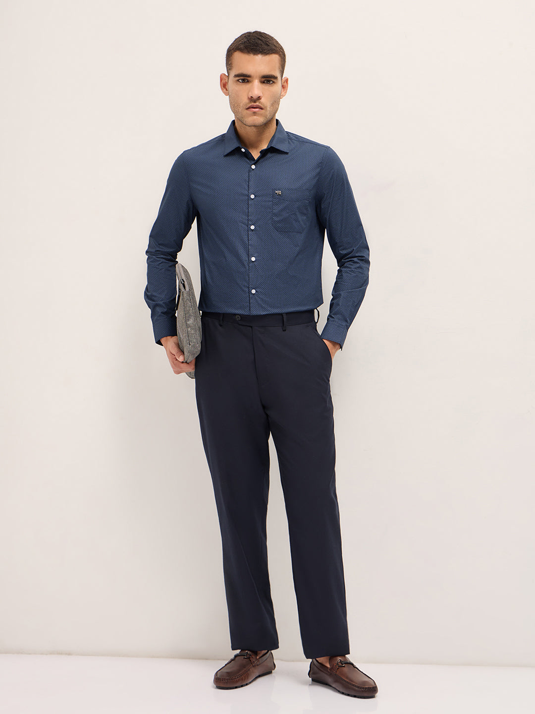 Men Dark Blue Geometric Printed Tailored Fit Formal Shirt