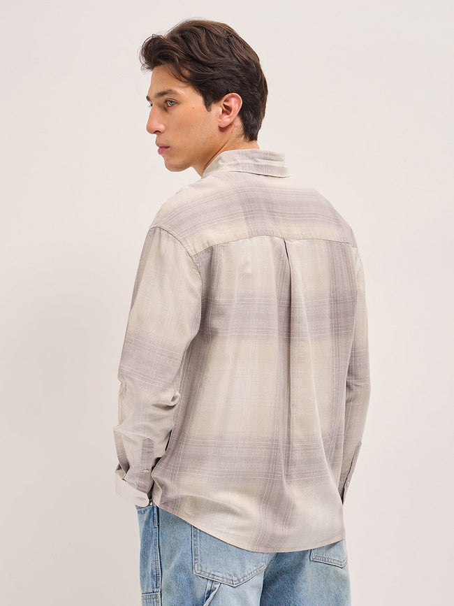 Men Pink and Cream Checkered Relaxed Fit Casual Shirt