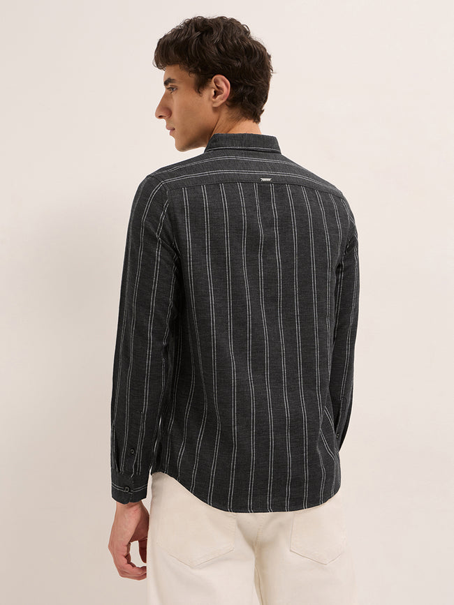 Men Woven Striped Casual Shirt