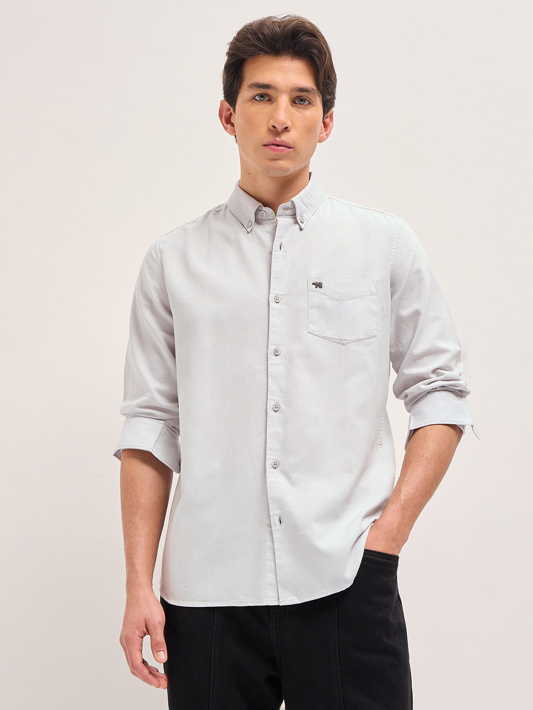 Men Light Grey Solid Slim Fit Casual Shirt