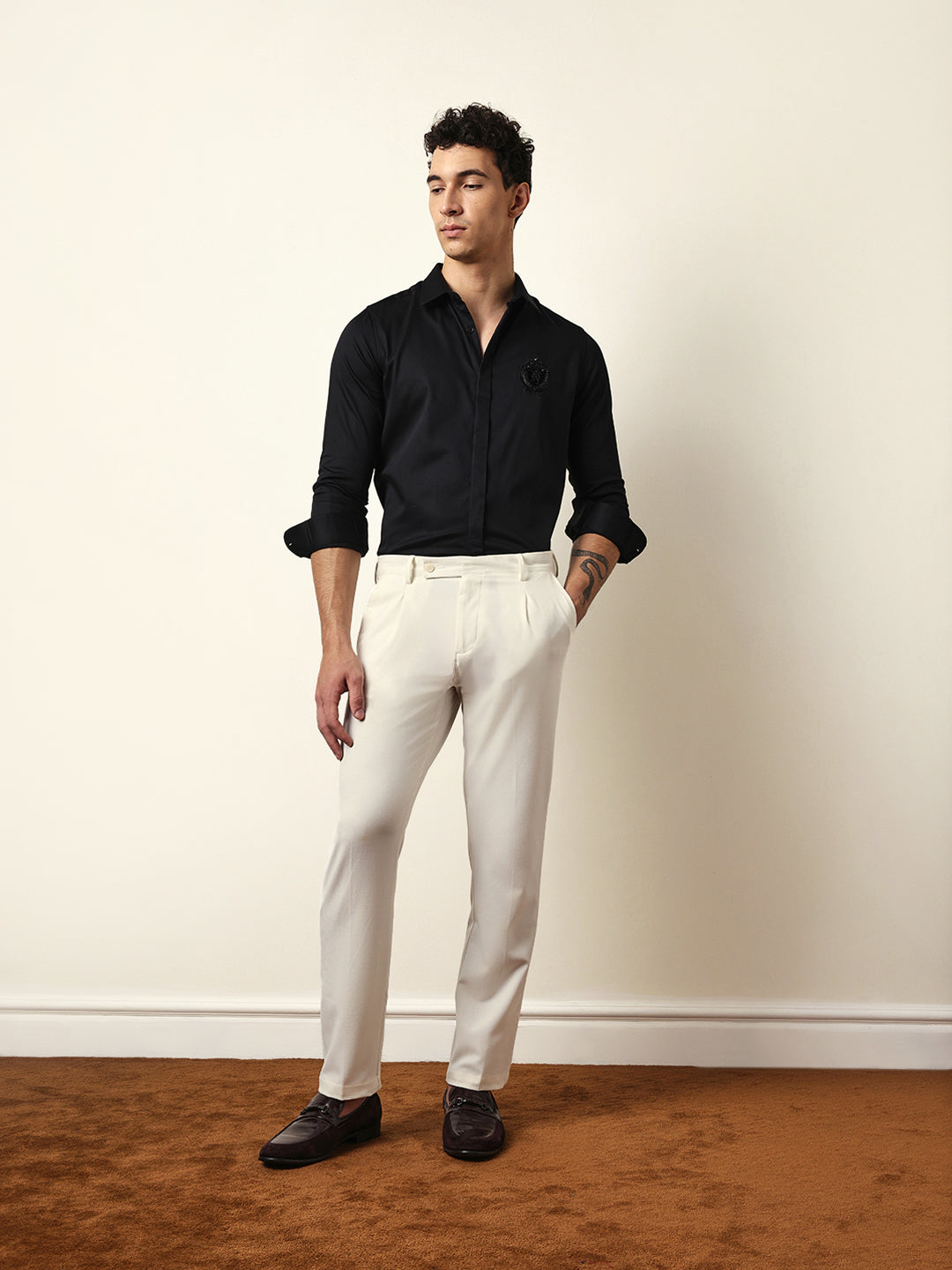 Men Modern Fit Casual Shirt