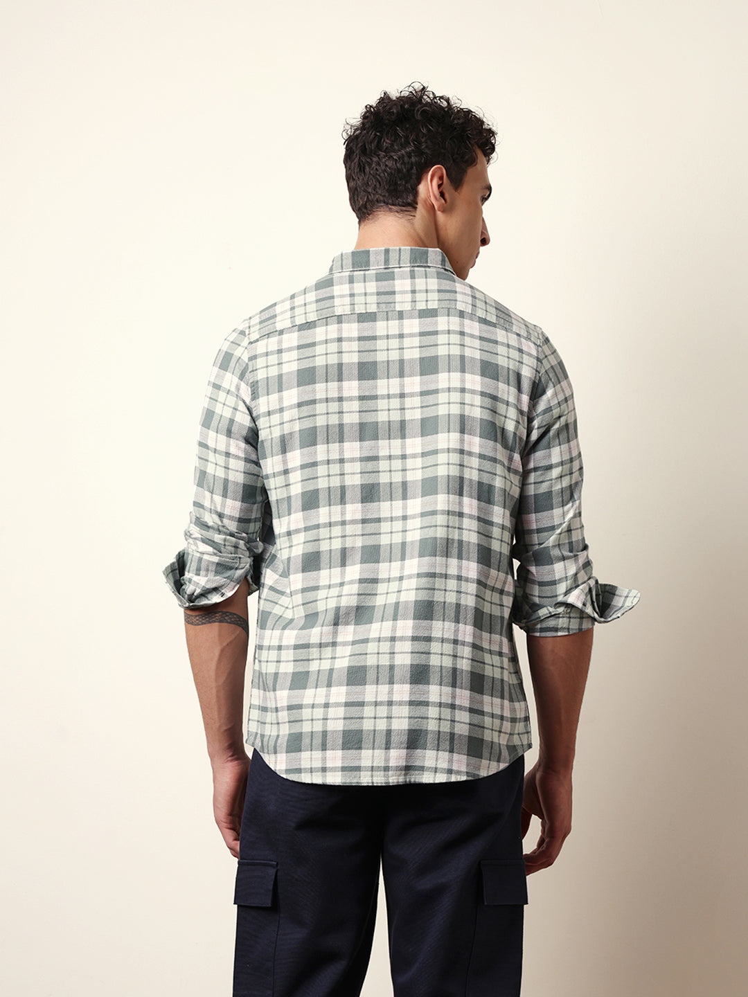 Men Modern Fit Casual Shirt