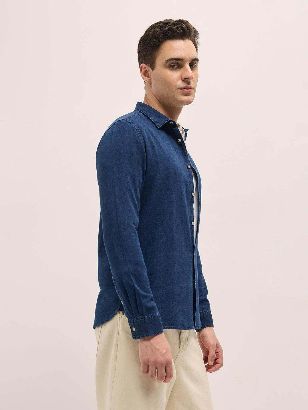 Men Dark Blue Solid Slim Fit Denim Casual Shirt