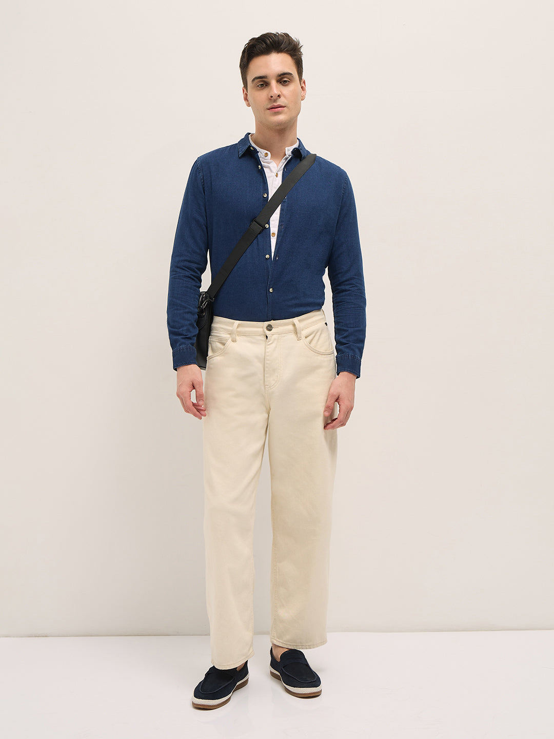 Men Dark Blue Solid Slim Fit Denim Casual Shirt
