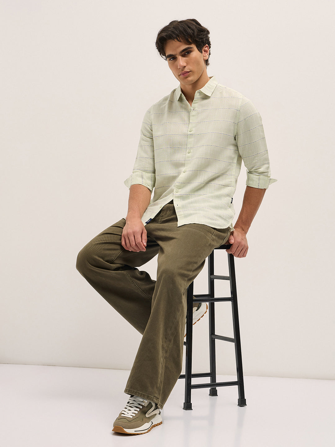Men Light Green Horizontal Stripes Slim Fit Casual Shirt