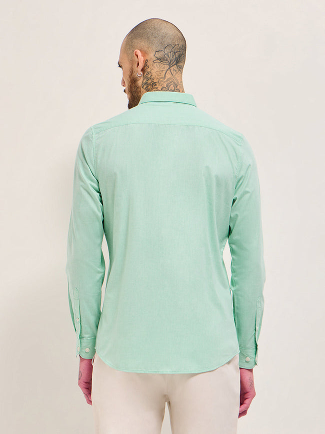 Men Green Solid Tailored Fit Polyester Blend Formal Shirt