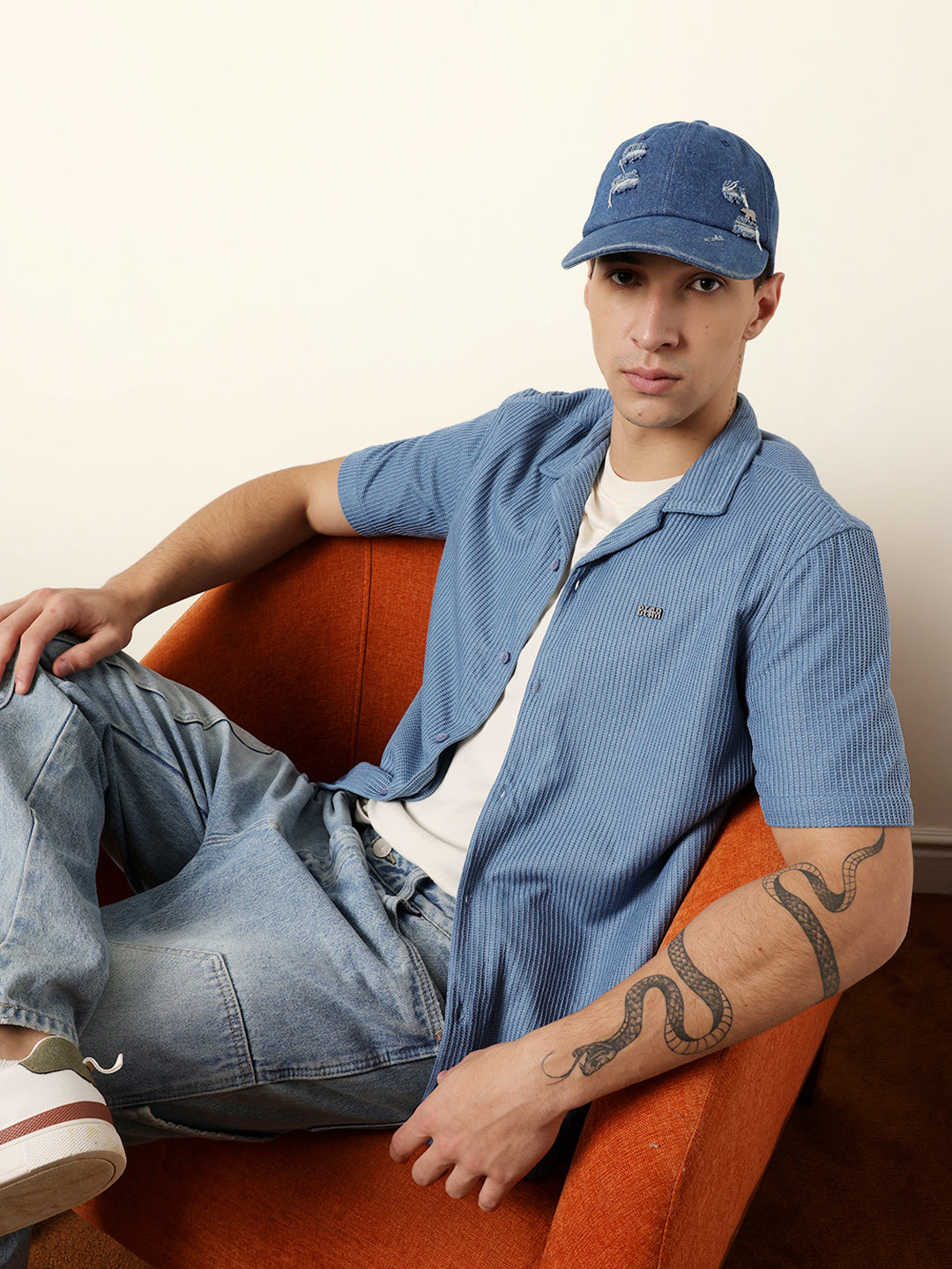 Men Solid Casual Half-Sleeve Shirt