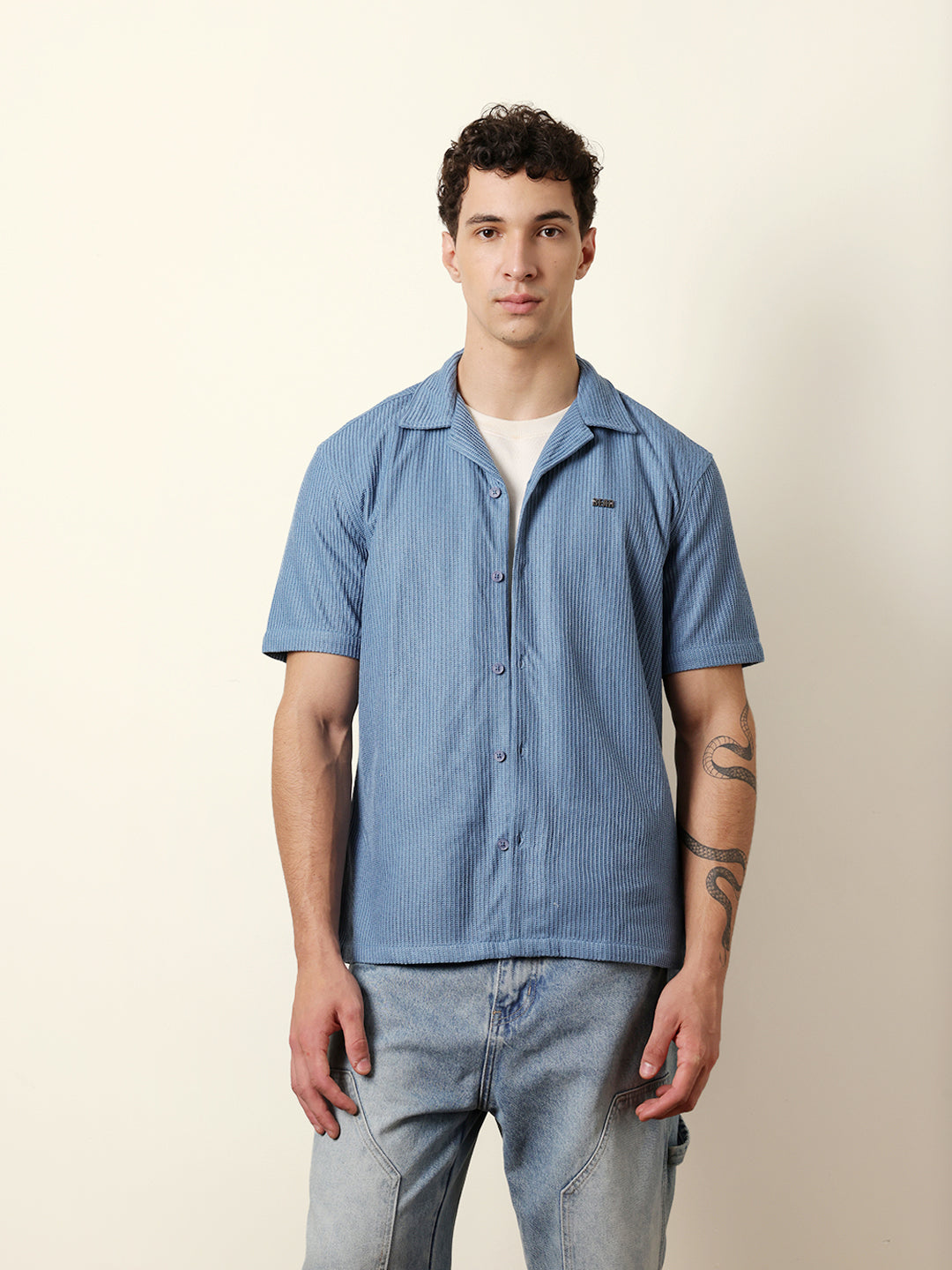 Men Solid Casual Half-Sleeve Shirt