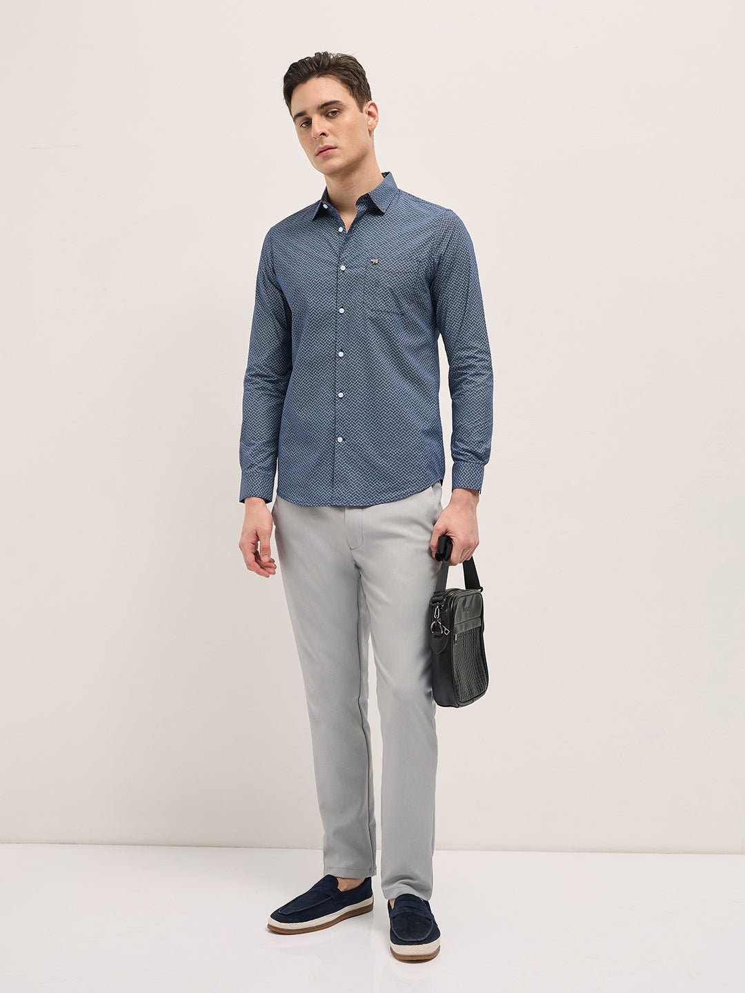 Men Blue Geometric Printed Tailored Fit Formal Shirt