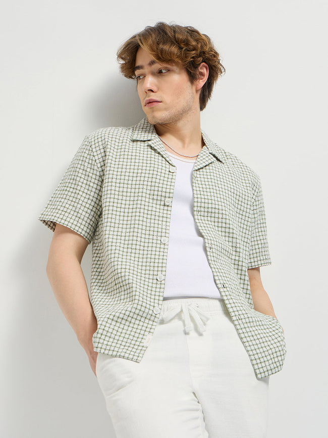 Men Green Graph Check Regular Fit Casual Shirt