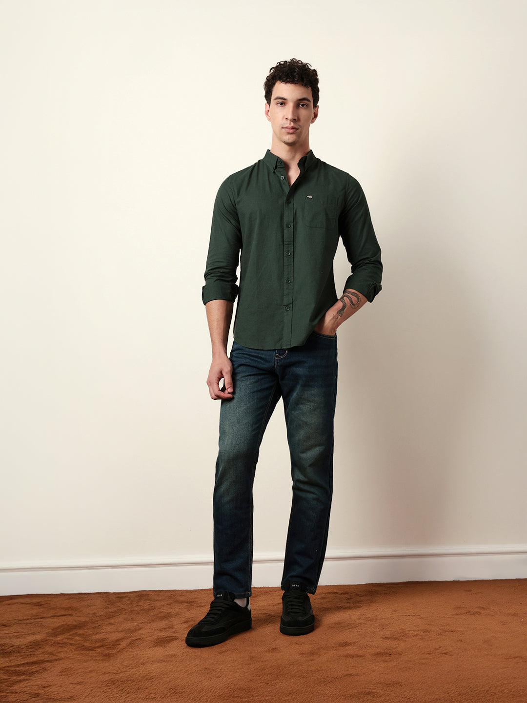 Men Solid Casual Full-Sleeve Shirt