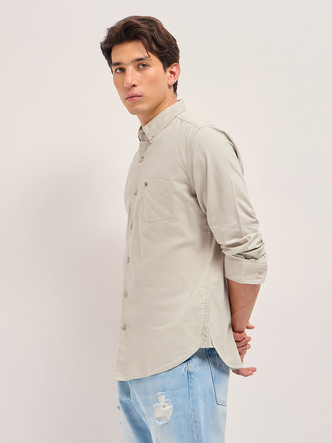Men Beige Solid Slim Fit Casual Shirt
